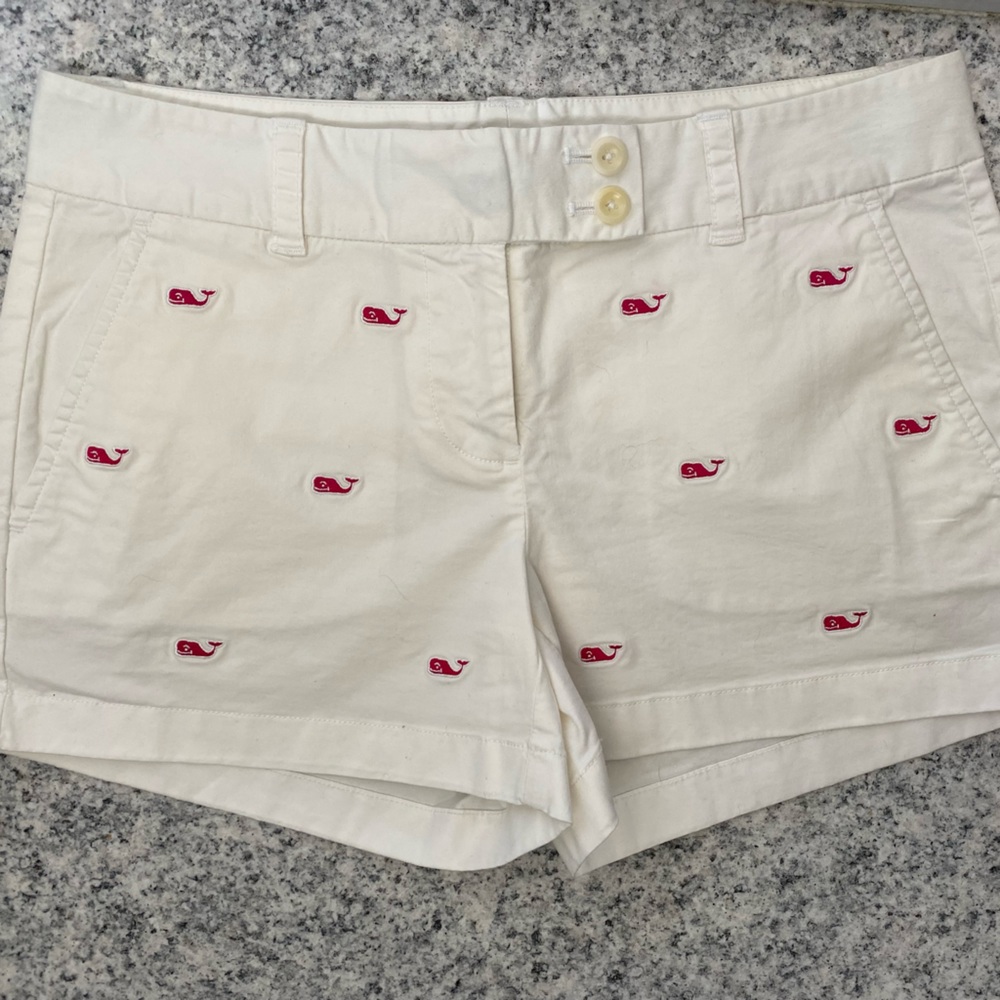 Vineyard Vines shorts- white with pink embroidered whales size 2